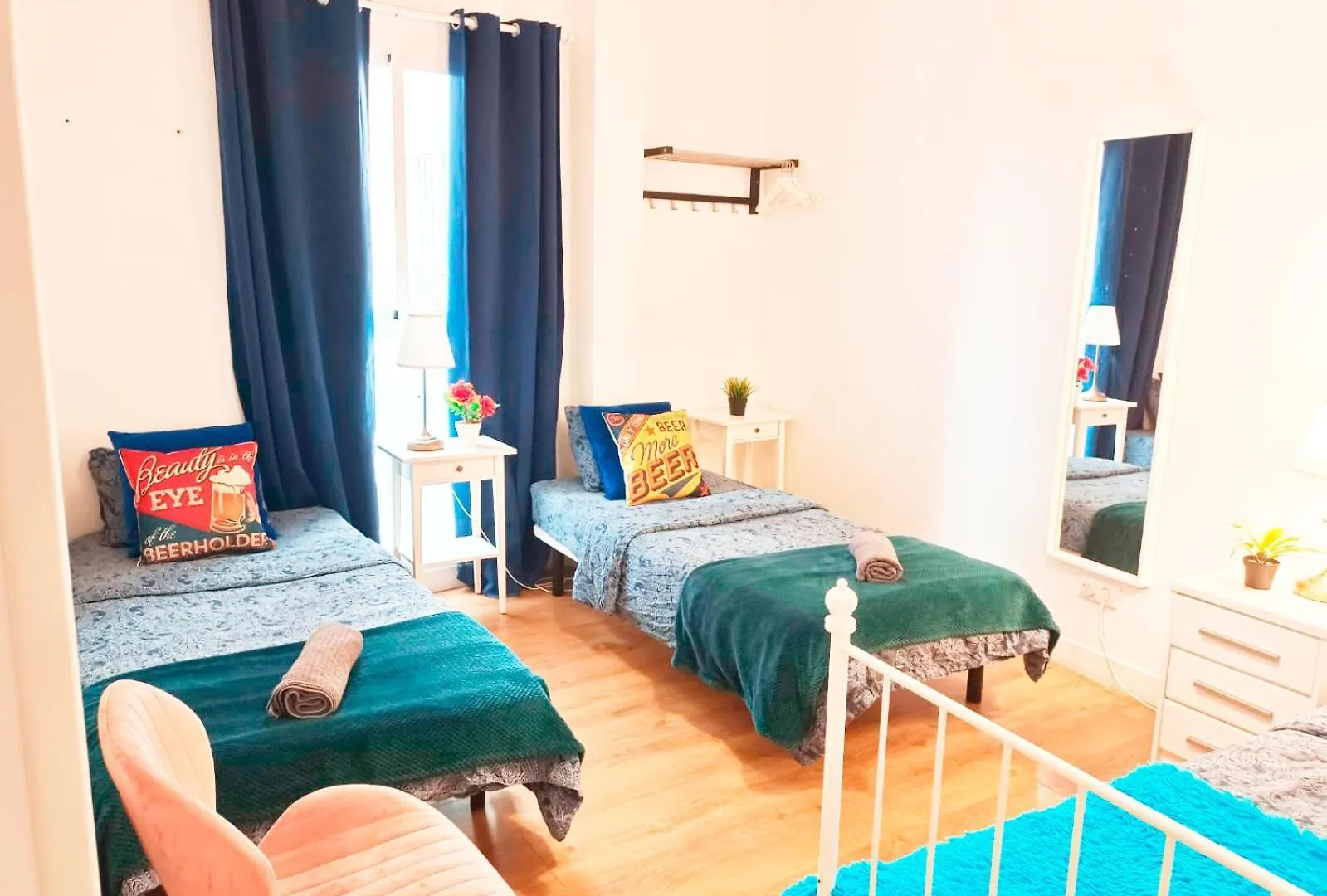 By Port Vell Barcelona Rooms 0*,  España